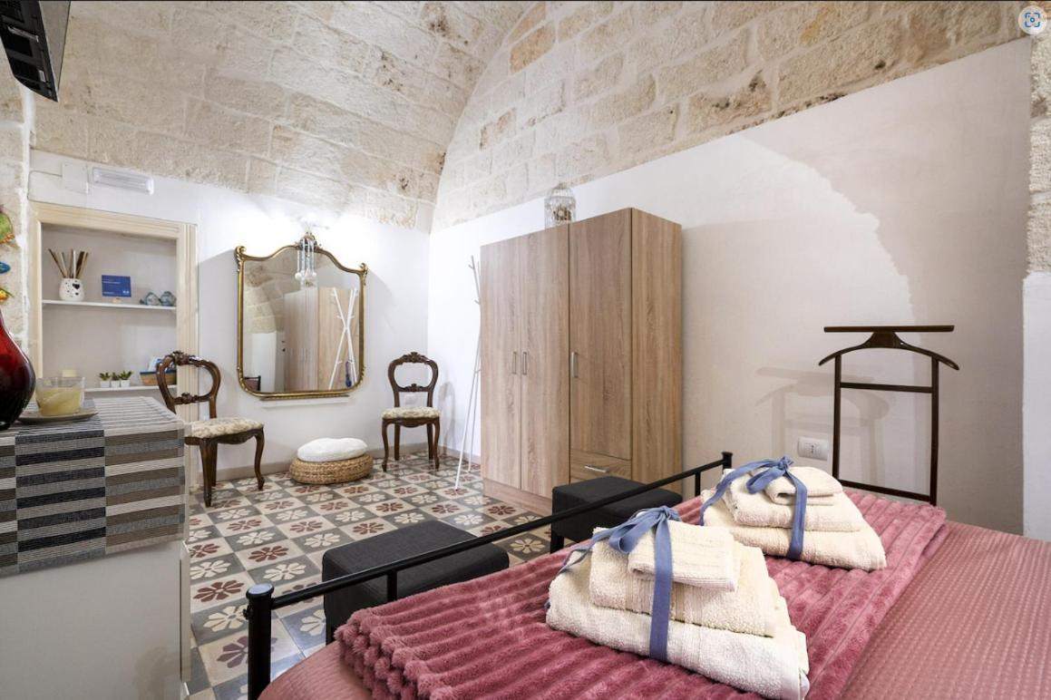 Chiarina Rooms 2 Полиняно а Маре Екстериор снимка